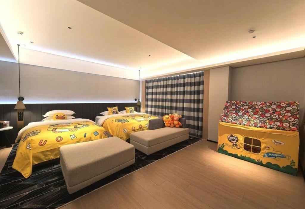 Movie Star Hotel Guangzhou Exteriör bild